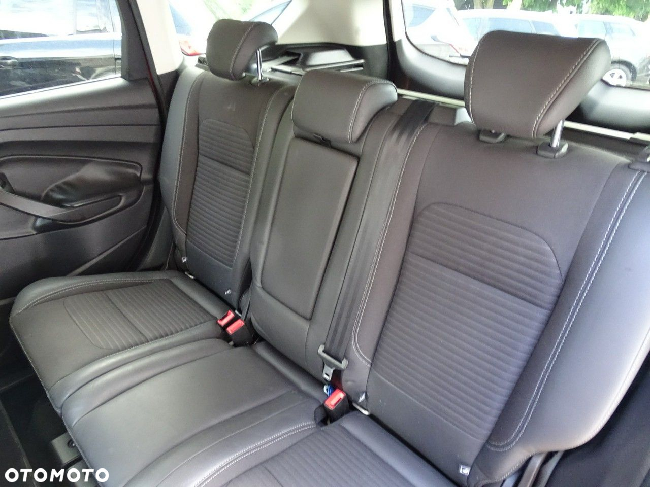 Ford Kuga - 31