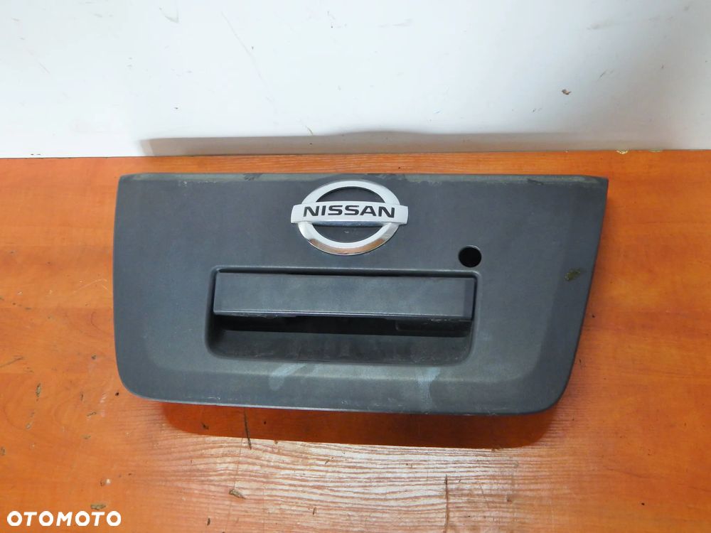 Klamka osłona klapy burty tył Nissan NAVARA D40 05-14 Łuków części