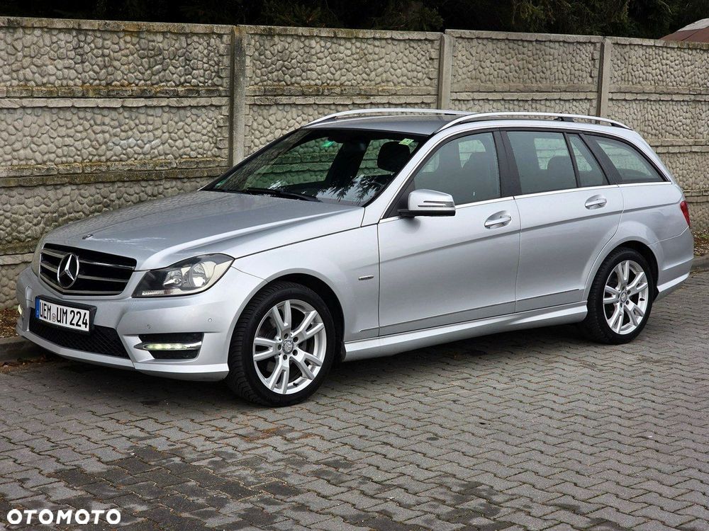 Mercedes-Benz Klasa C 180 T Edition - 1