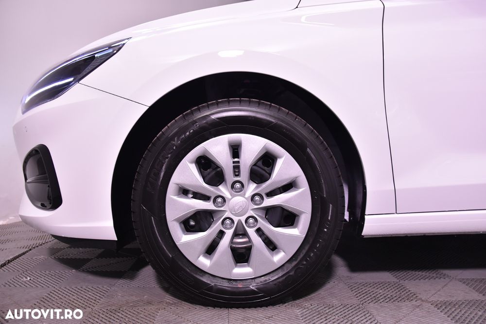 Hyundai i30 1.5 96CP M/T Comfort - 4