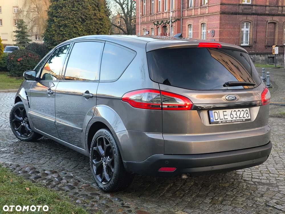 Ford S-Max 2.0 TDCi DPF Titanium - 12