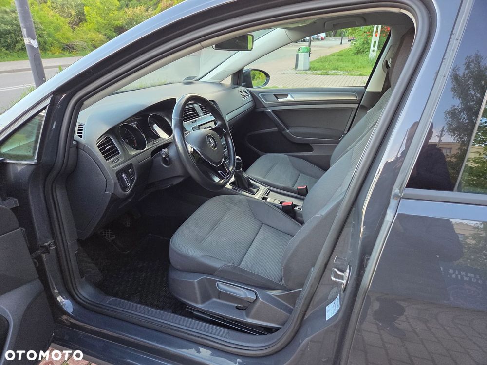 Volkswagen Golf VII 1.6 TDI BMT Comfortline - 12