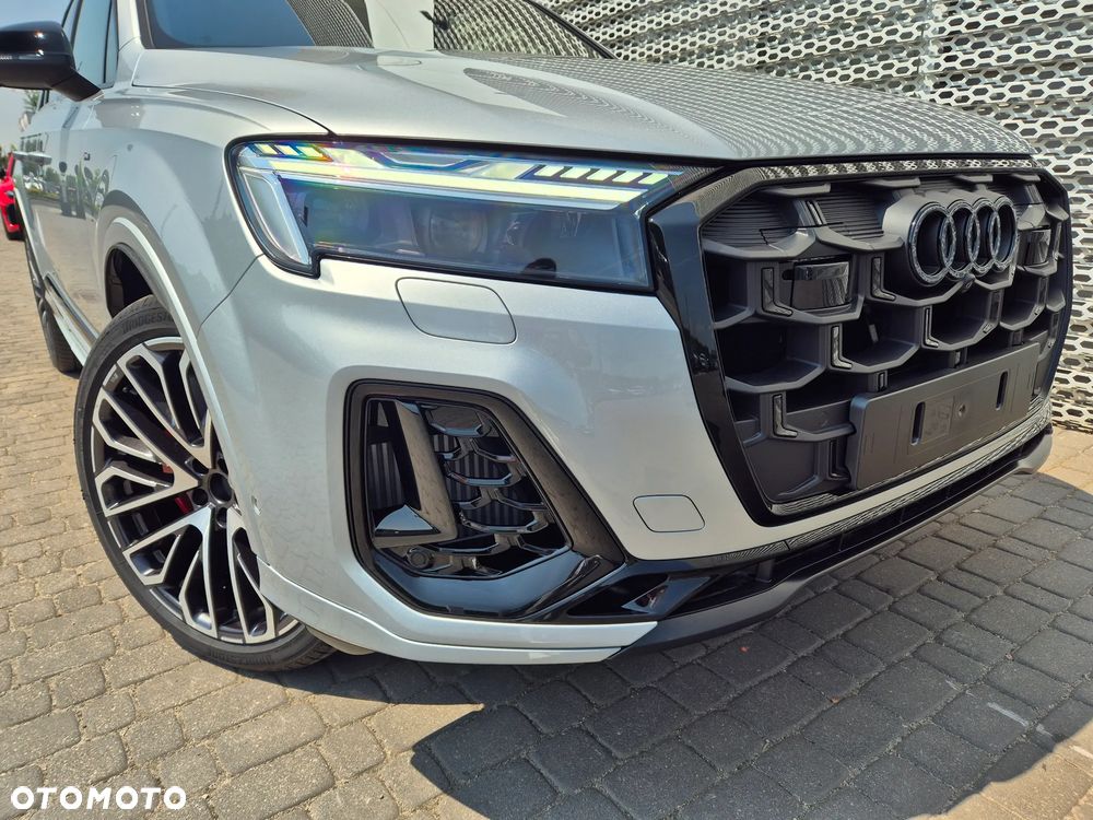 Audi Q7 TFSI e PHEV 360 kW Quattro S Line Tiptr - 13
