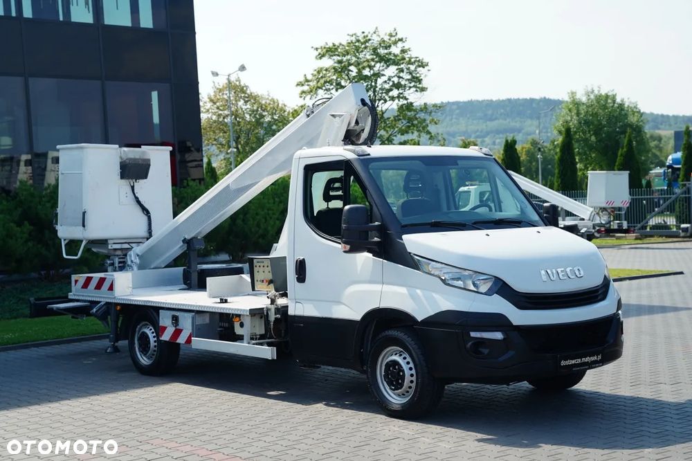 Iveco DAILY 35-140 / ZWYŻKA / PODNOŚNIK KOSZOWY MULTITEL  160 ALU   / 4 PODPORY / MANUAL / 2017 R - 7