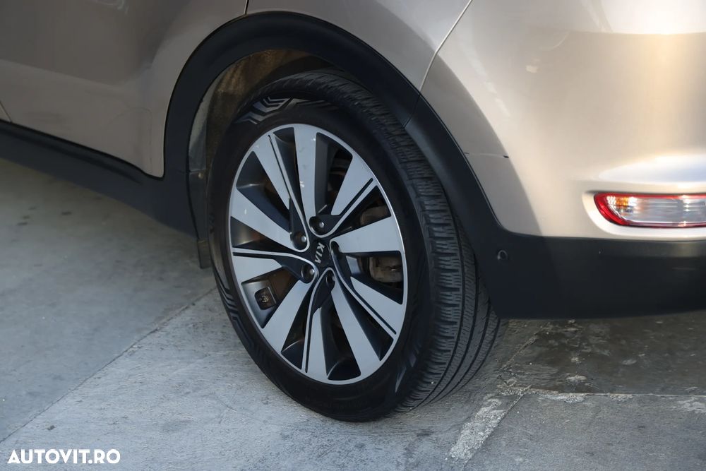 Kia Sportage 2,0 CRDI AWD Aut. Platinum - 31