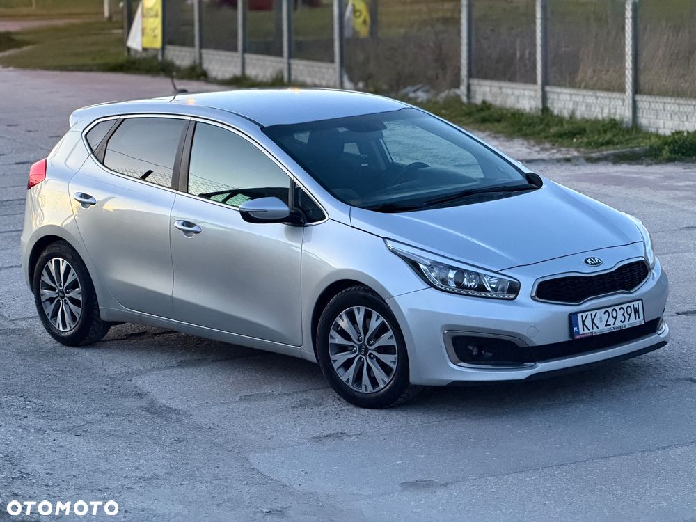 Kia Ceed 1.6 CRDi L - 12