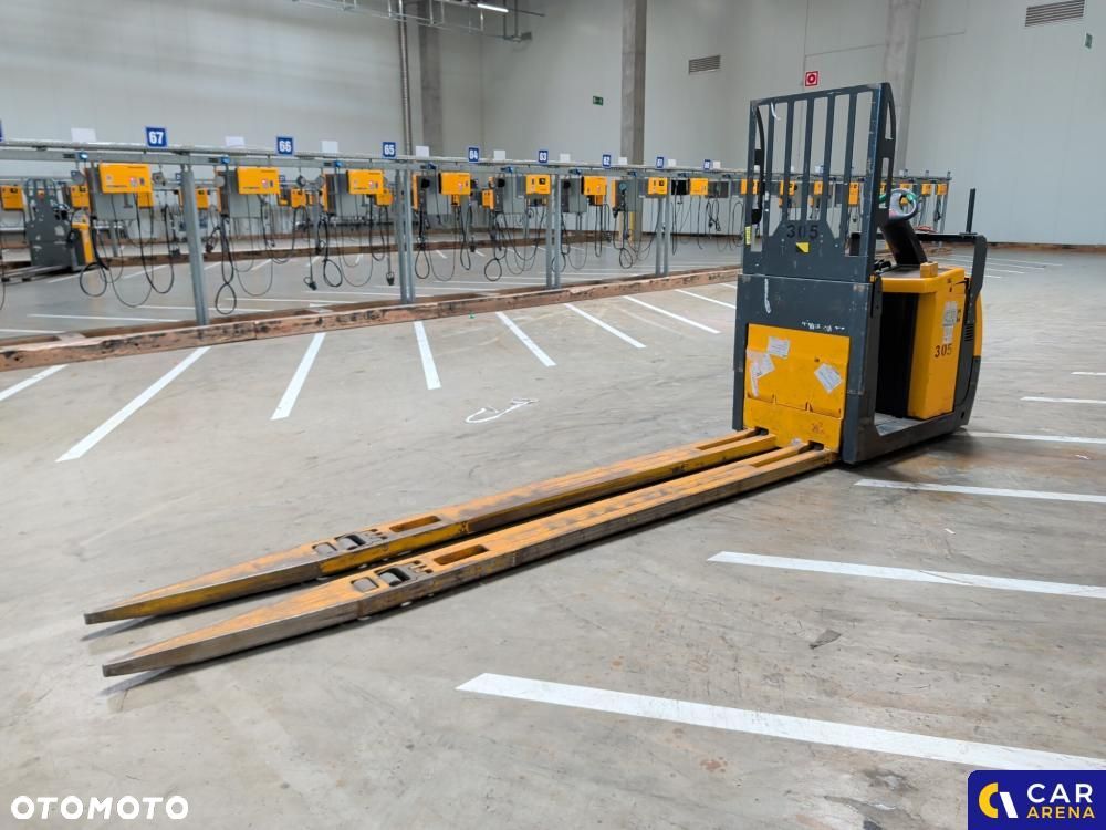 Jungheinrich ECE 225 XL - 1