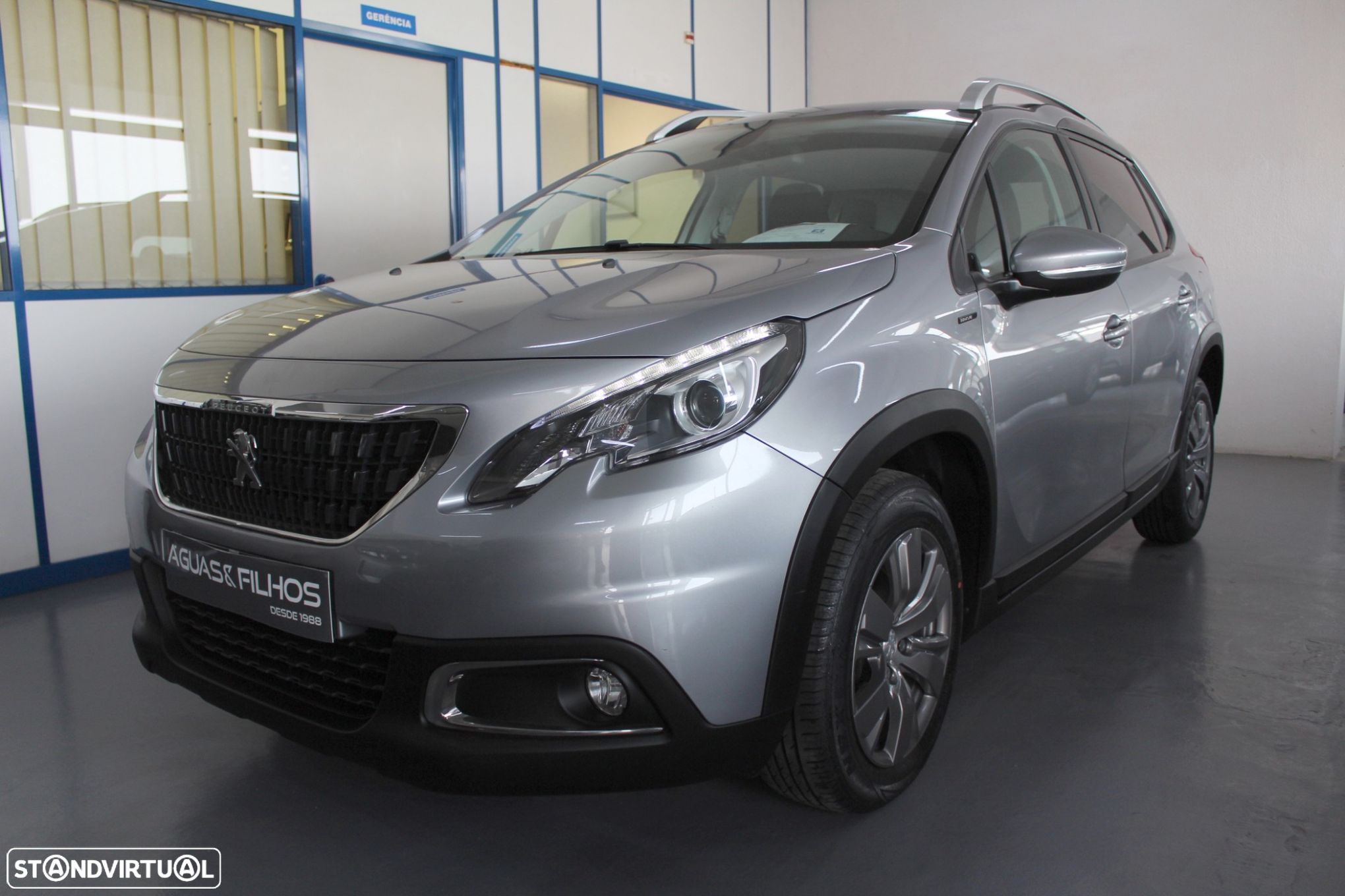 Peugeot 2008 1.2 PureTech Signature - 1