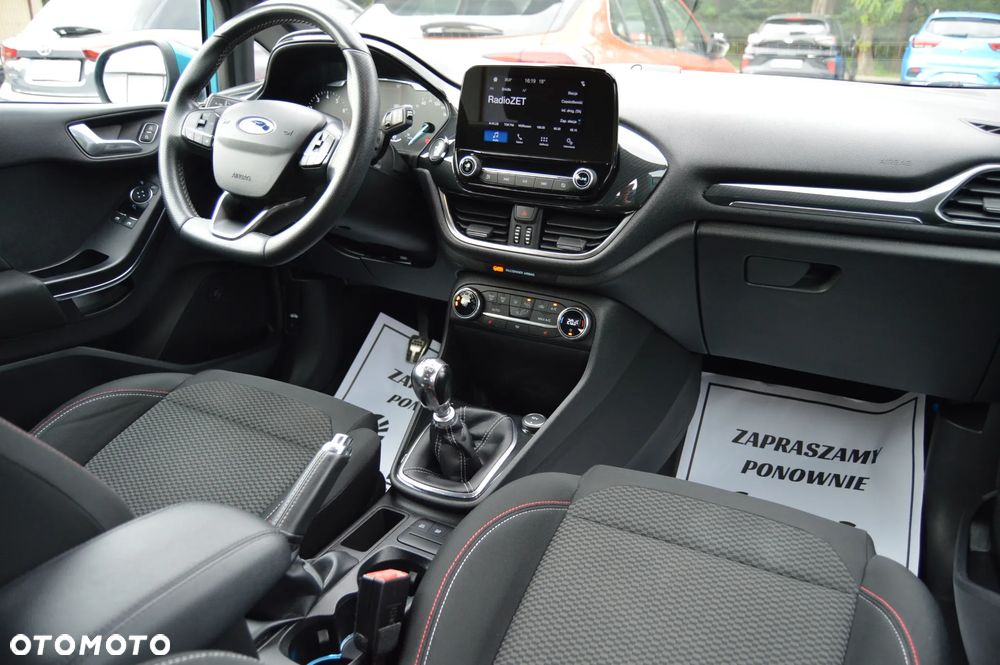 Ford Fiesta 1.0 EcoBoost S&S ST-LINE - 36