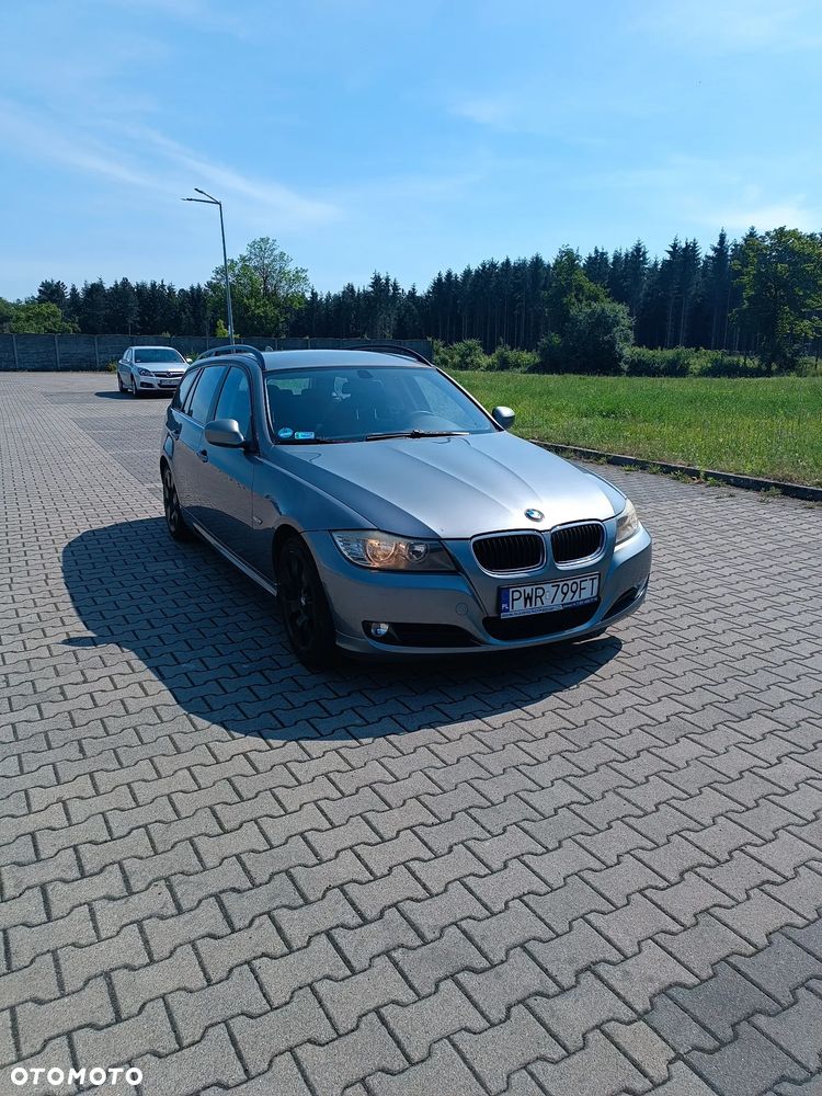 BMW Seria 3 318i - 10