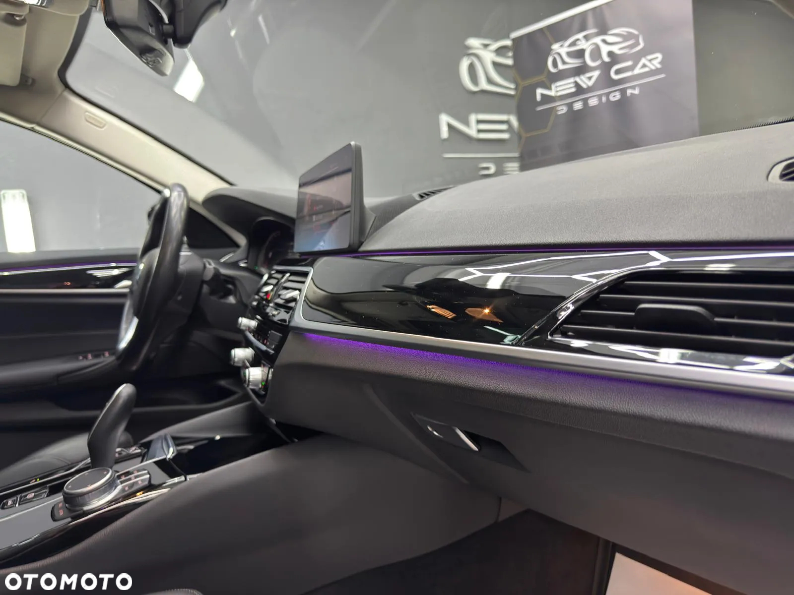 BMW Seria 5 520d Luxury Line sport - 33