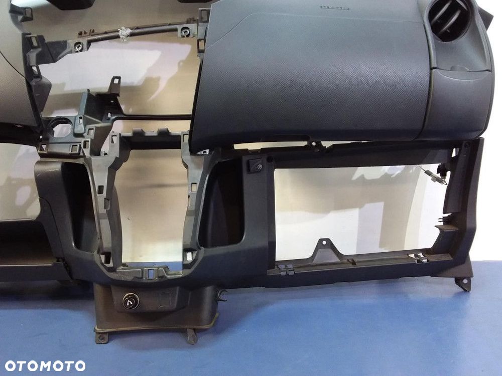 TOYOTA YARIS II 3D DESKA ROZDZIELCZA KONSOLA - 5