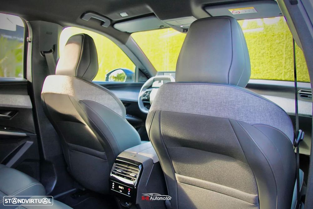 Peugeot 5008 1.2 Hybrid Allure e-DCS6 - 30