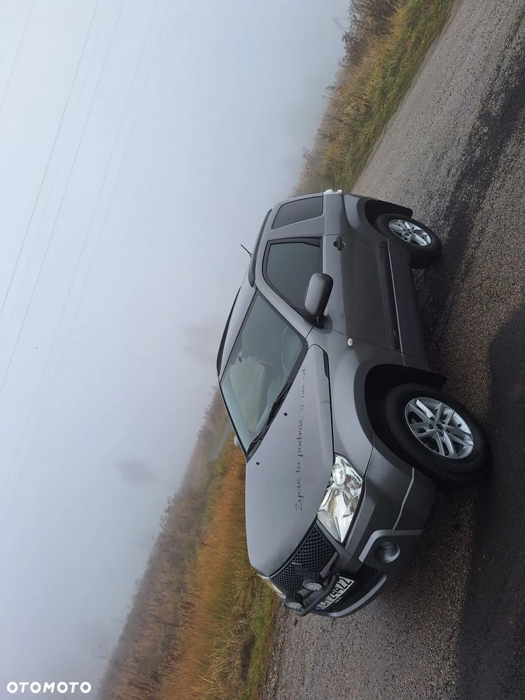 Suzuki Grand Vitara 1.6 - 9