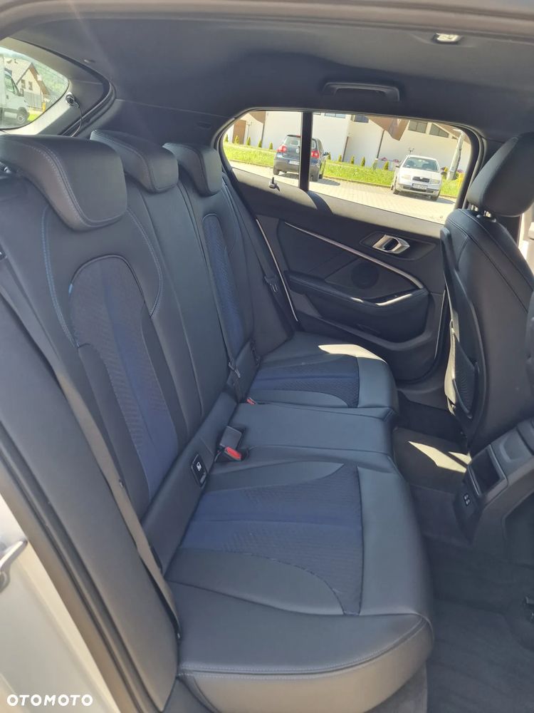 BMW Seria 1 118i Sport Line - 7