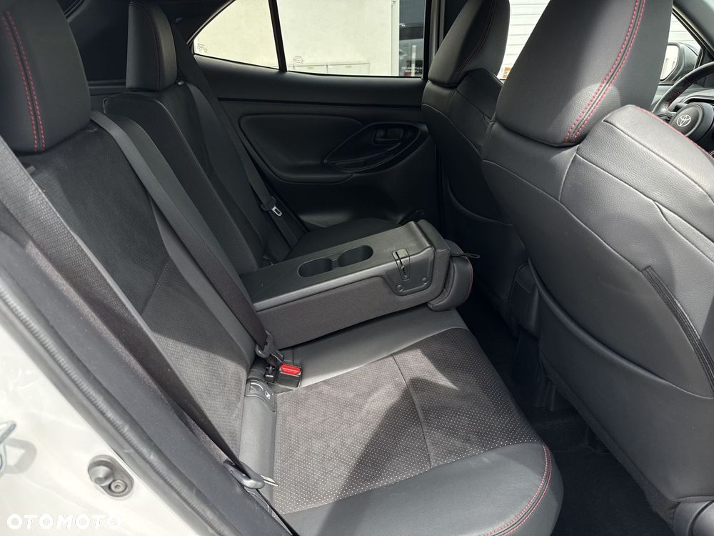 Toyota Yaris Cross Hybrid 1.5 GR Sport - 9