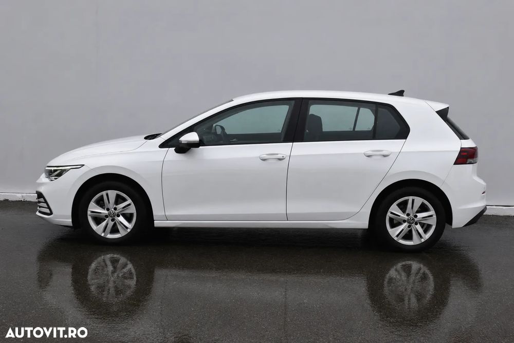 Volkswagen Golf 1.0 eTSI DSG MHEV Life - 8