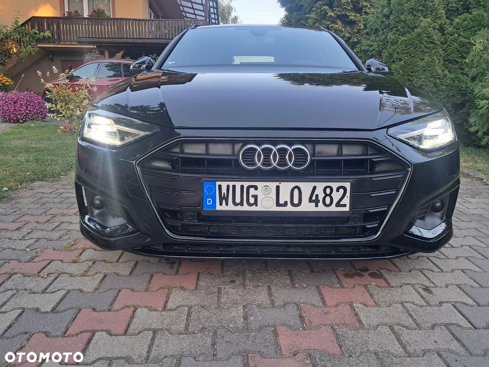 Audi A4 Avant 35 TDI S tronic S line - 4
