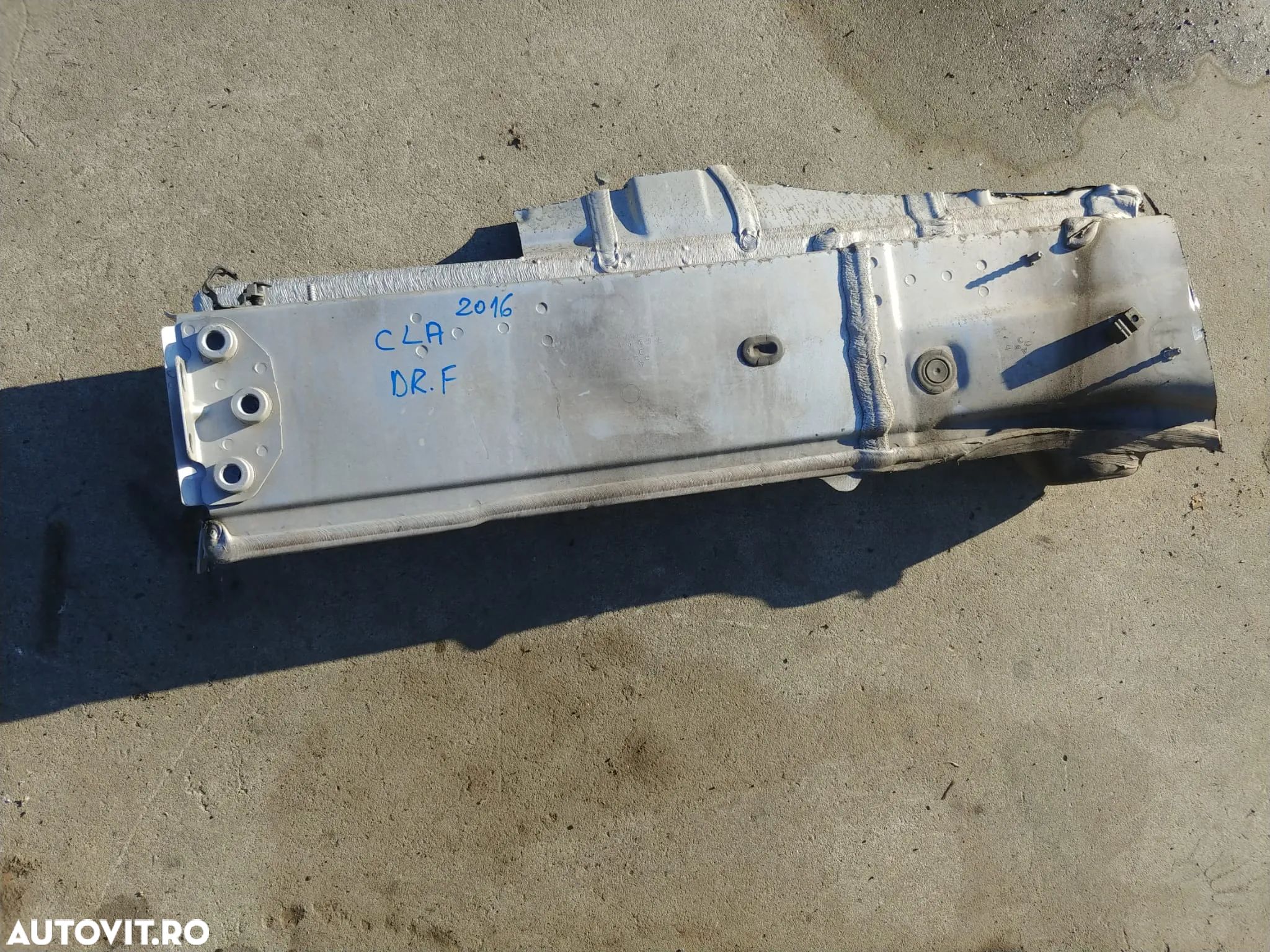 Cap lonjeron dreapta fata cla x117 2016 - 1