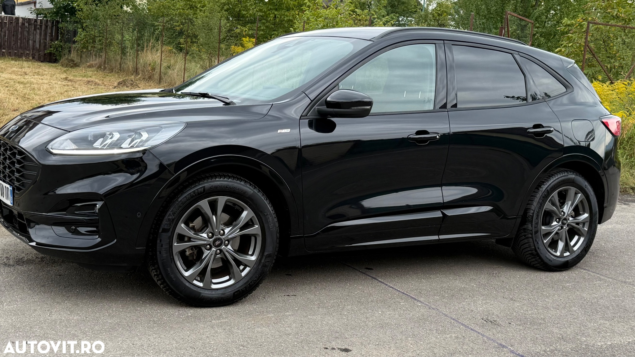 Ford Kuga 2.5 Duratec FHEV ST-LINE - 24