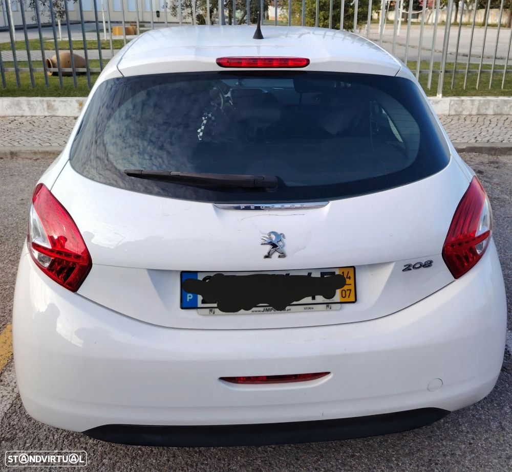 Peugeot 208 1.4 HDi - 2