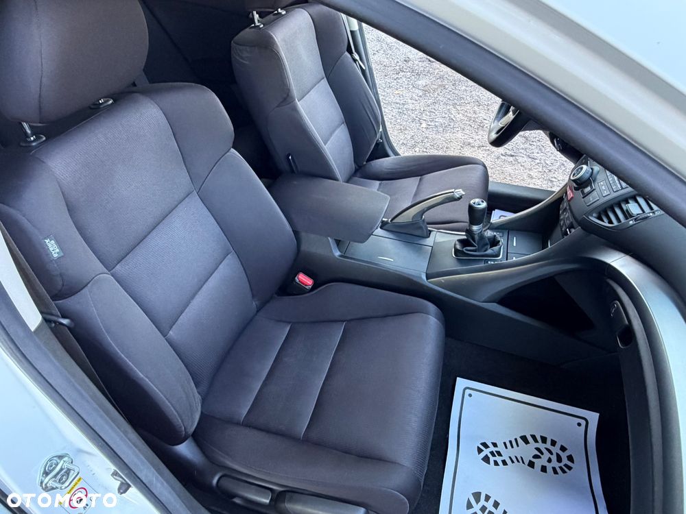 Honda Accord 2.0 Lifestyle - 27