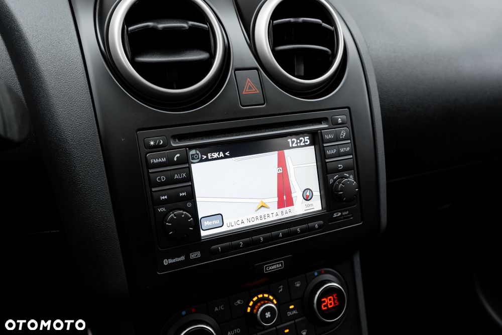 Nissan Qashqai+2 2.0 Tekna Premium - 32