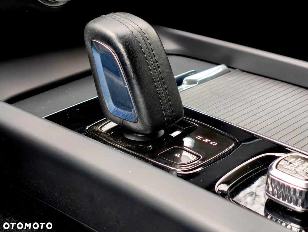 Volvo V60 B4 D Geartronic Momentum Pro - 22