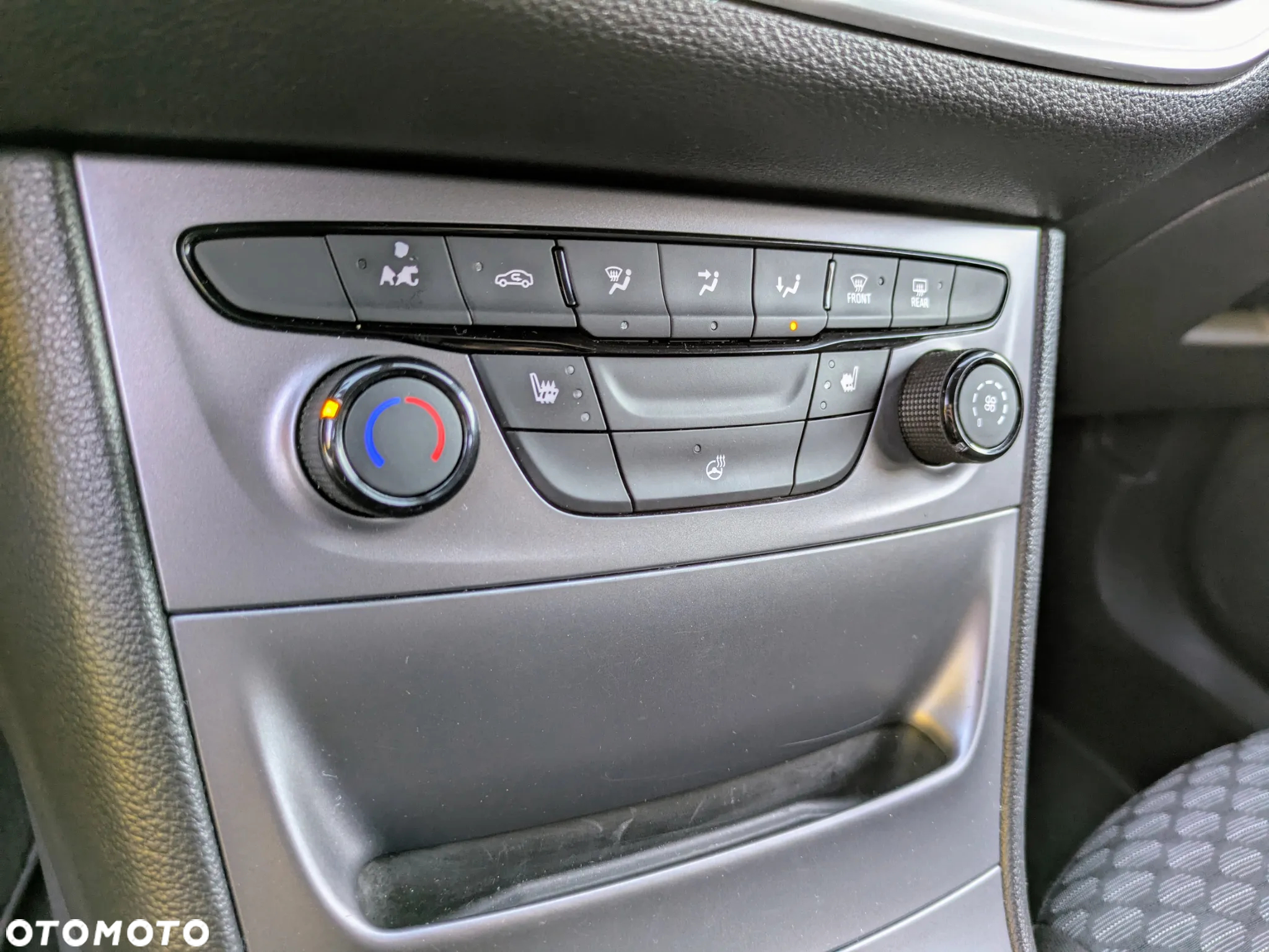 Opel Astra - 25