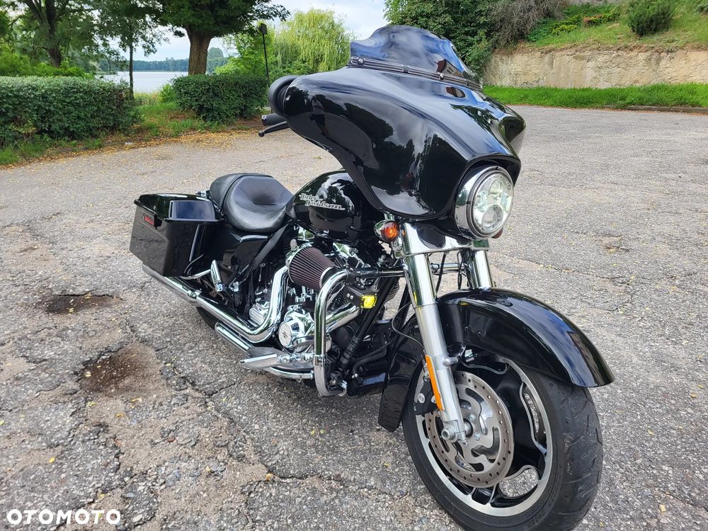 Harley-Davidson Touring Street Glide - 9