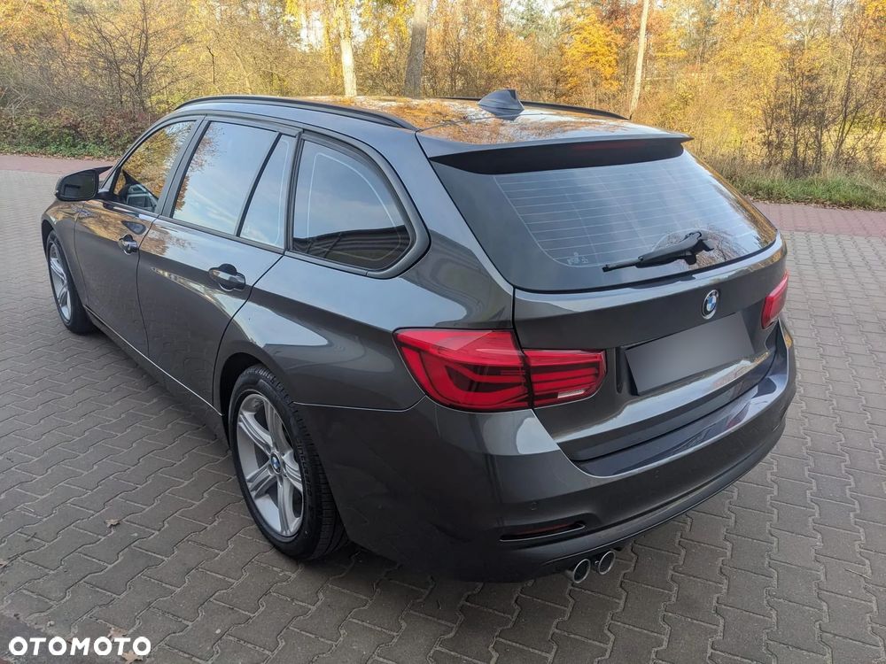 BMW Seria 3 320d xDrive Edition Luxury Line Purity - 10