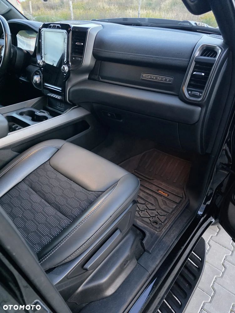 Dodge RAM 5.7 4x4 - 18