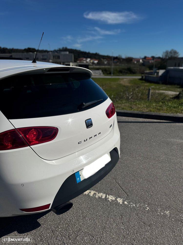 SEAT Leon 2.0 T FSI Cupra R - 5