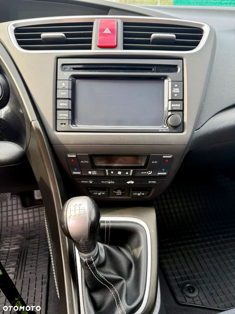 Honda Civic 1.8 i-VTEC Comfort - 11
