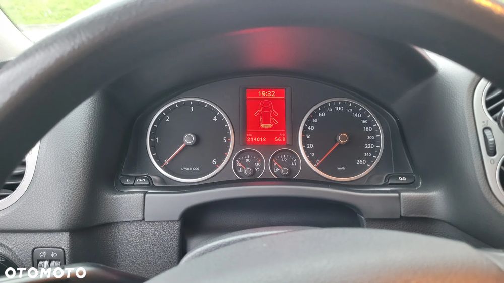 Volkswagen Tiguan 2.0 TDI DPF 4Motion Trend & Fun - 12