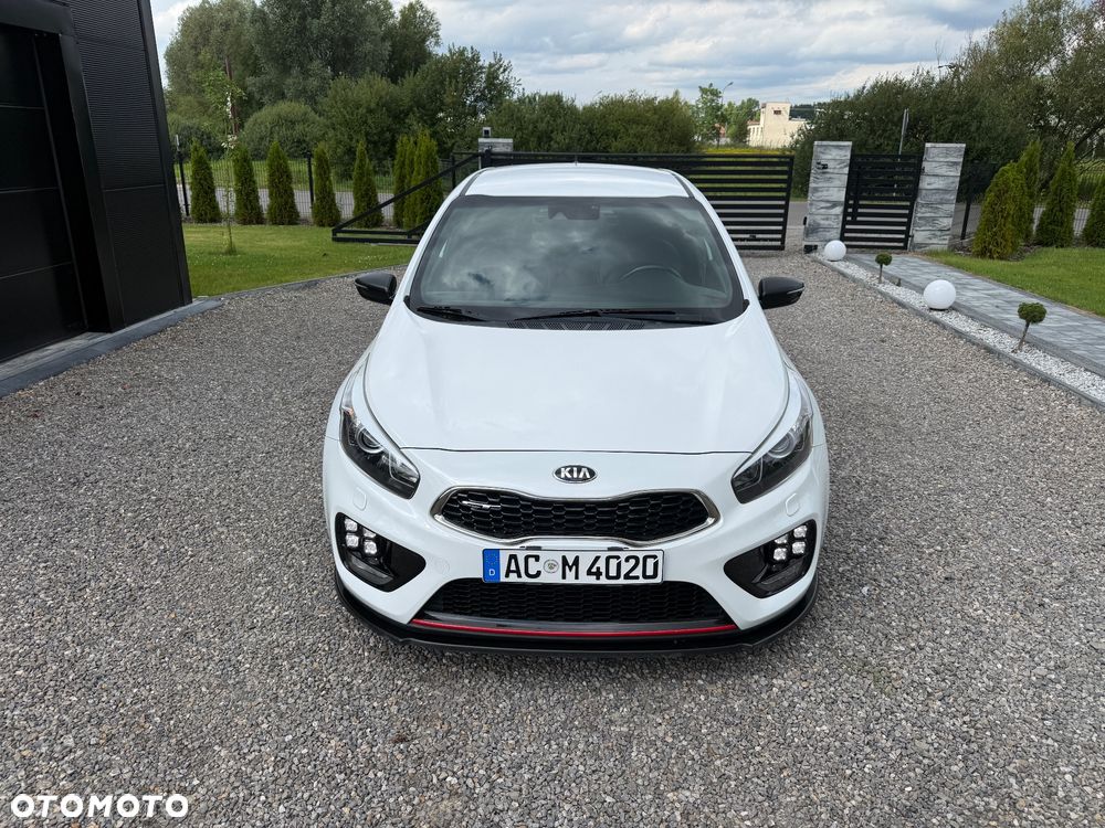 Kia Ceed 1.6 T-GDI GT-Track - 10