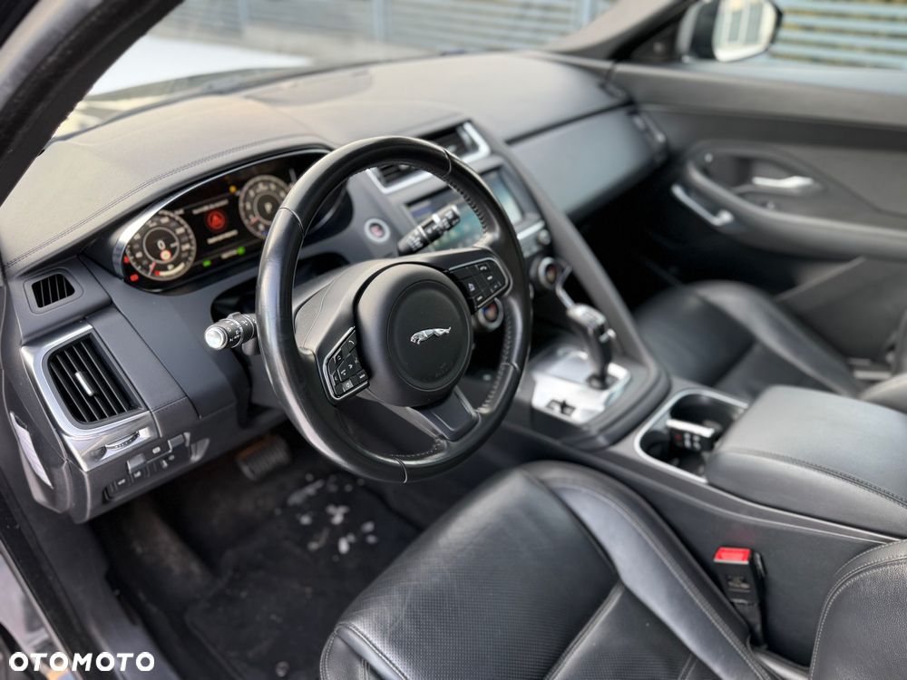 Jaguar E-Pace P200 AWD R-Dynamic S - 19