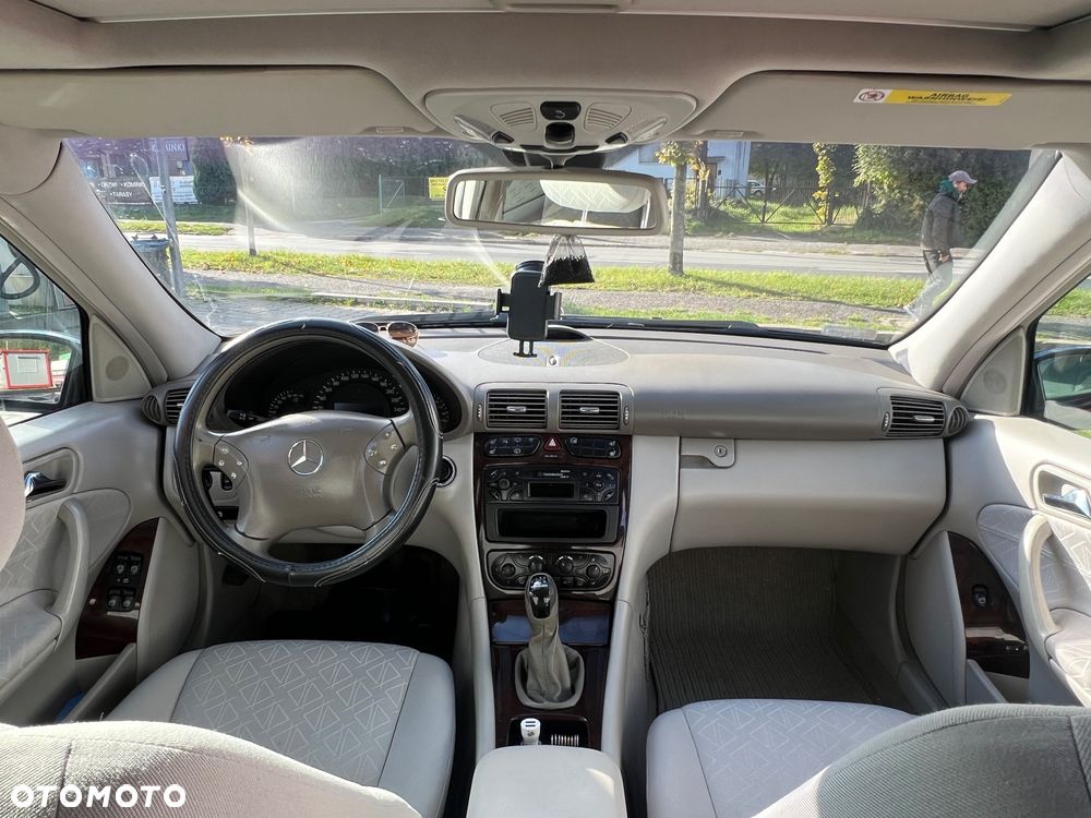 Mercedes-Benz Klasa C 180 Kompressor Elegance - 9