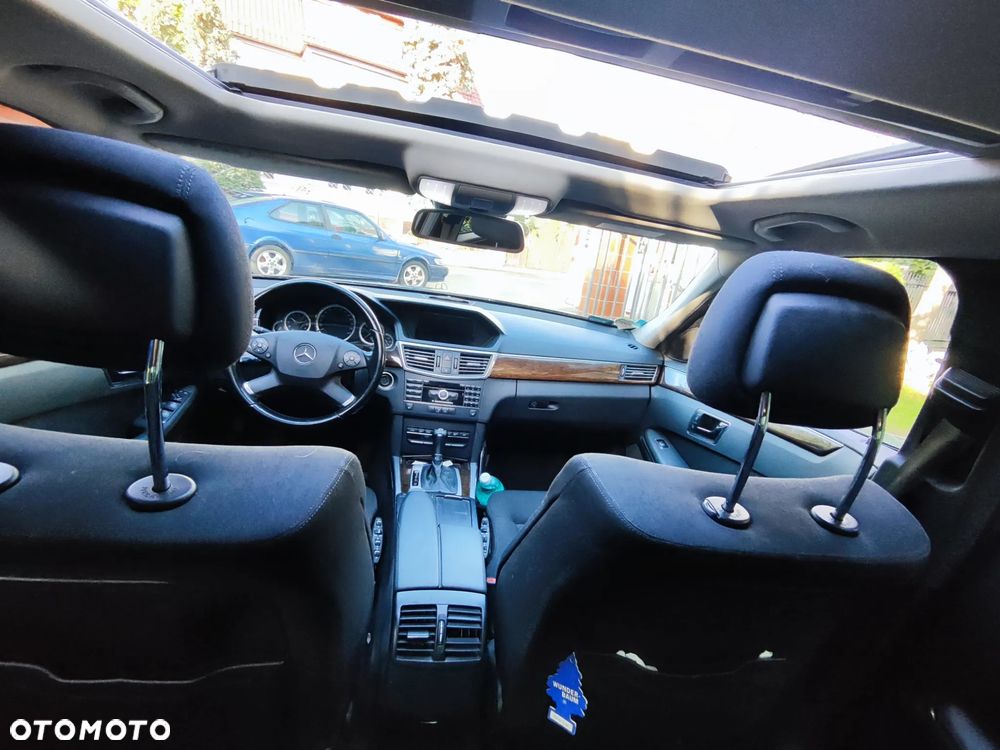 Mercedes-Benz Klasa E 250 CDI DPF BlueEFFICIENCY Automatik Elegance - 10