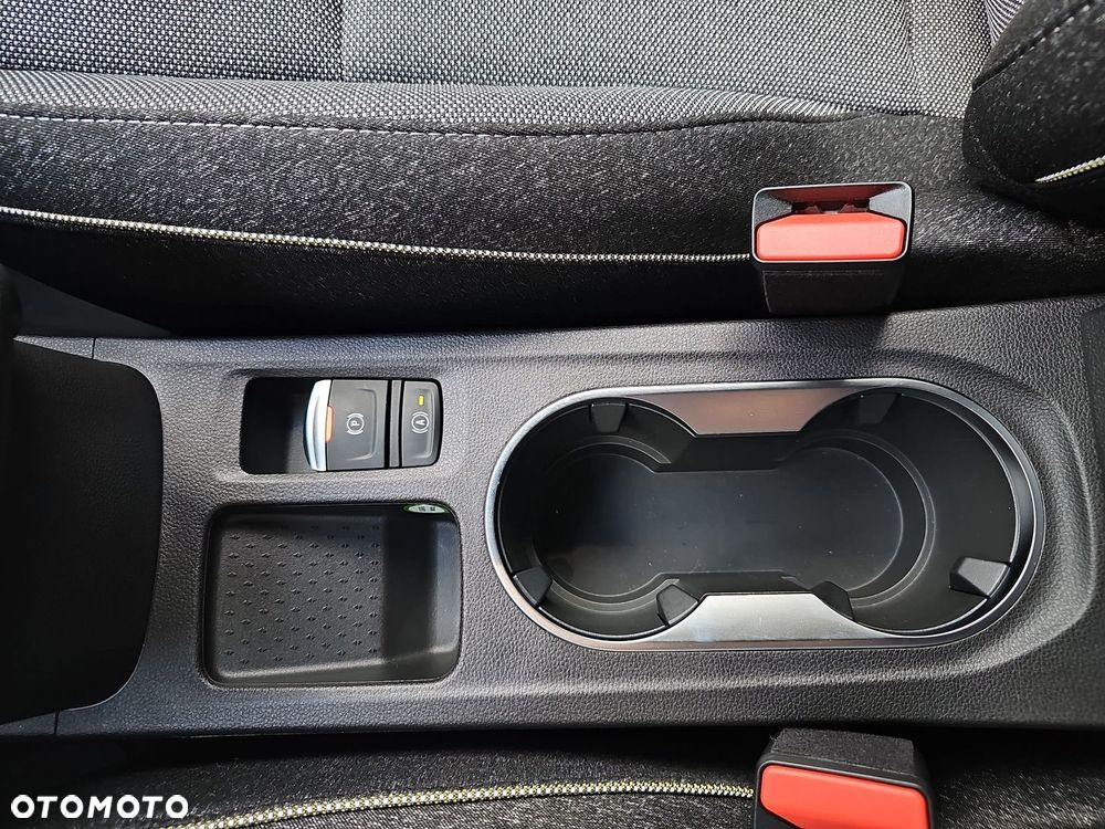 Renault Captur - 31
