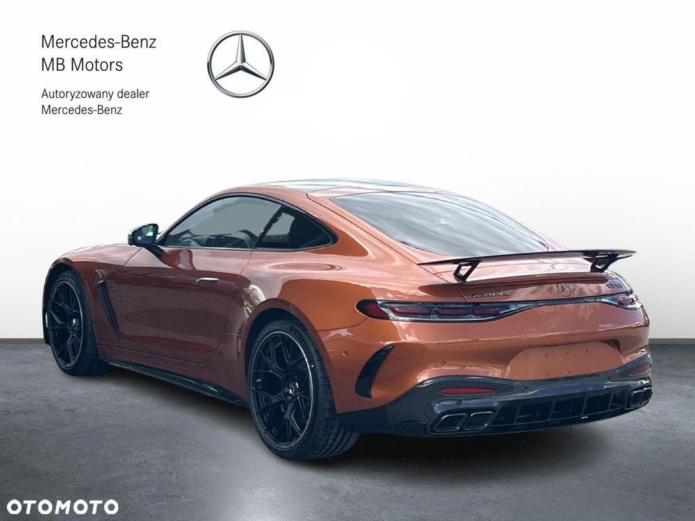 Mercedes-Benz AMG GT - 4