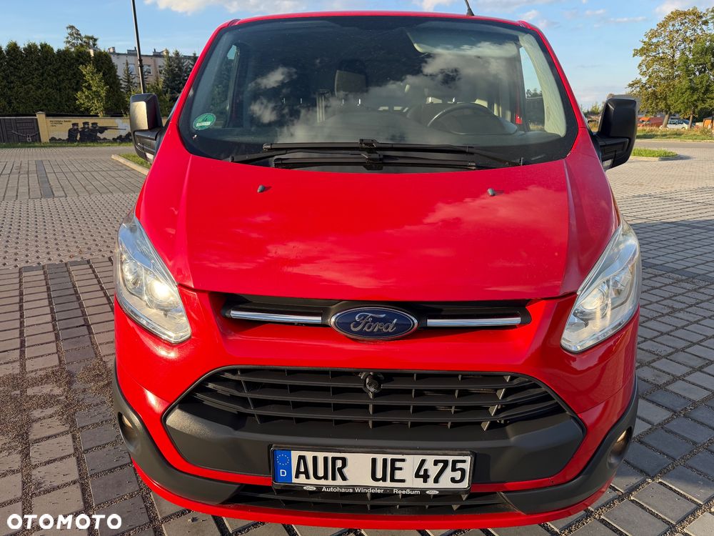 Ford TRANSIT CUSTOM - 11