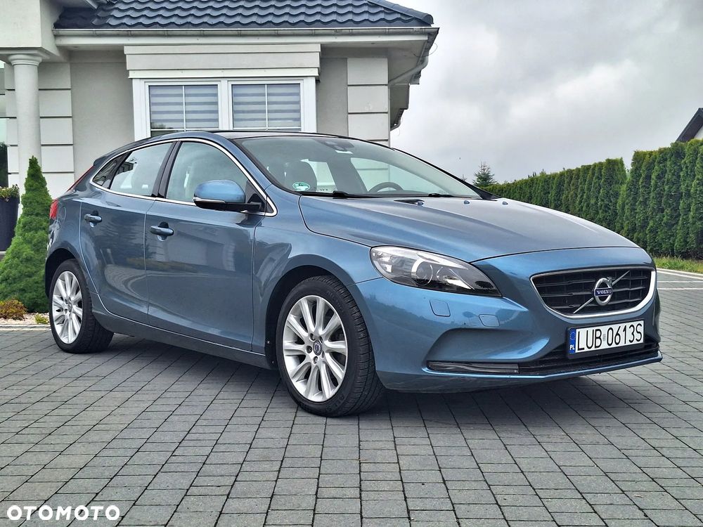 Volvo V40 D2 Summum - 2