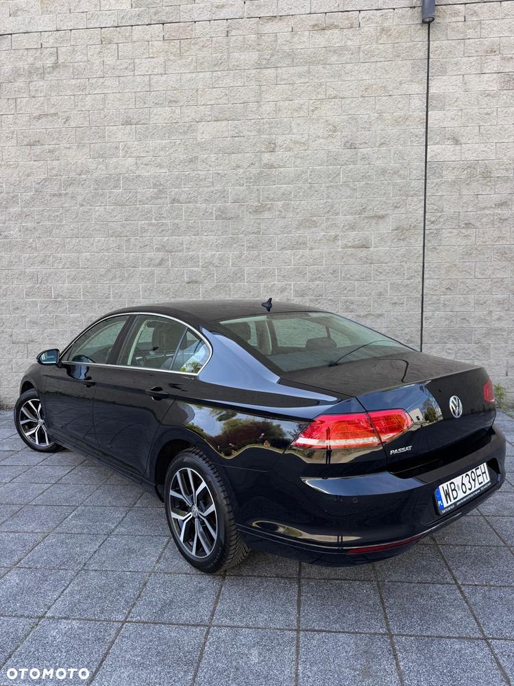 Volkswagen Passat 2.0 TDI SCR Comfortline DSG - 3