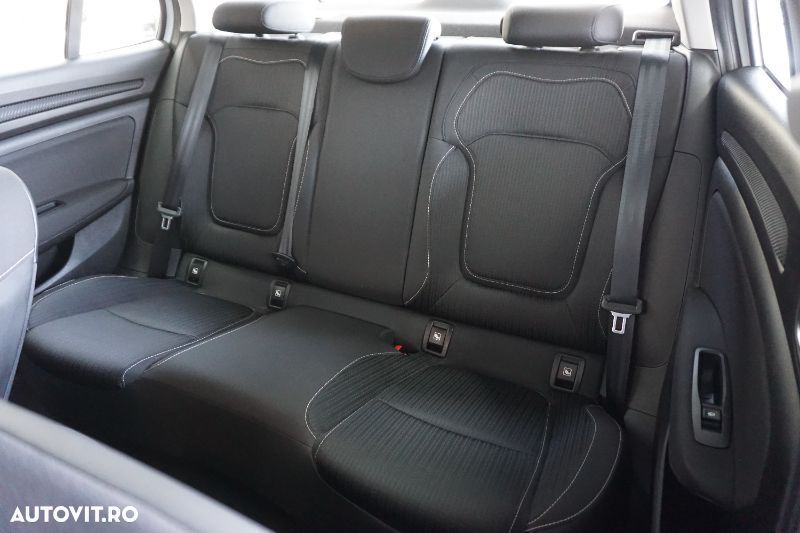 Renault Megane TCe EDC Zen - 13