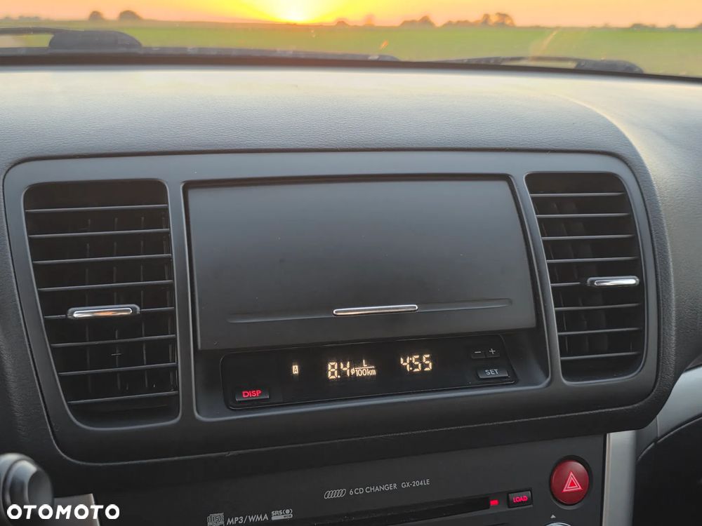 Subaru Outback - 21