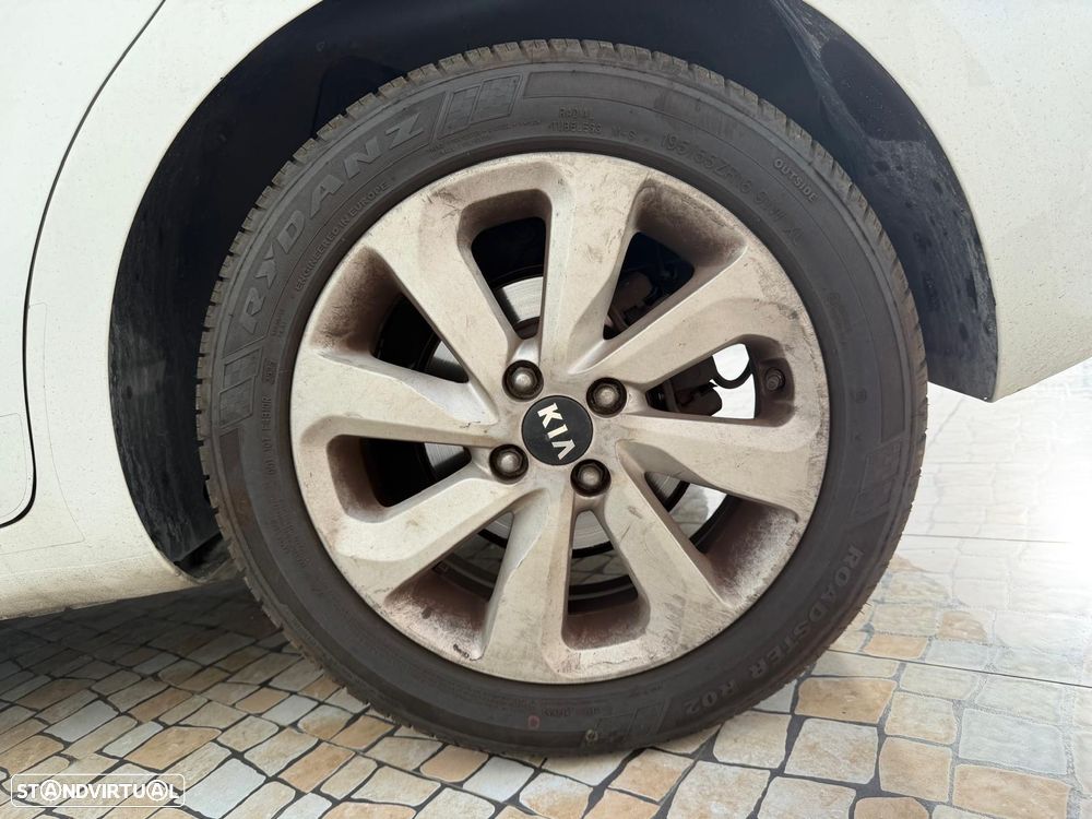 Kia Rio 1.1 CRDi LX - 4