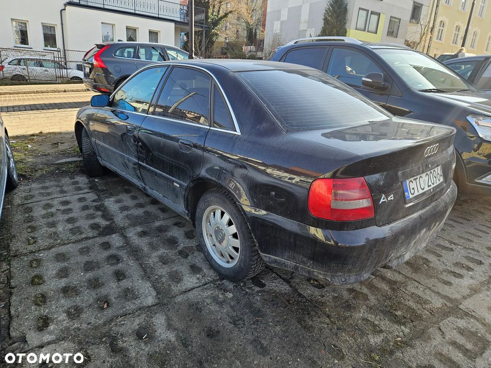 Audi A4 Limousine 2.4 Tiptronic - 4