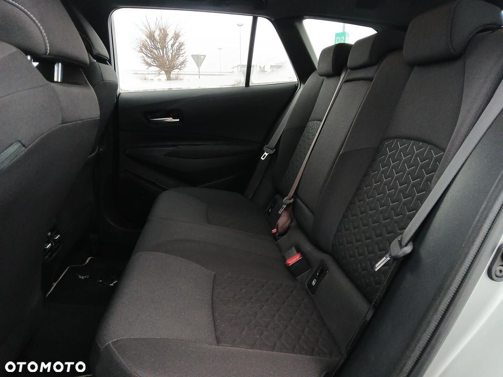 Toyota Corolla 2.0 Hybrid Comfort - 15