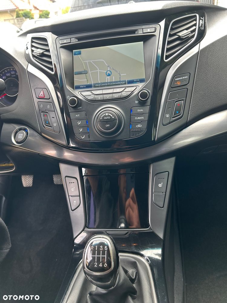 Hyundai i40 1.7 CRDi Comfort + - 10